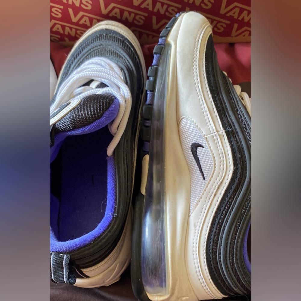 Nike 97s sz 4
